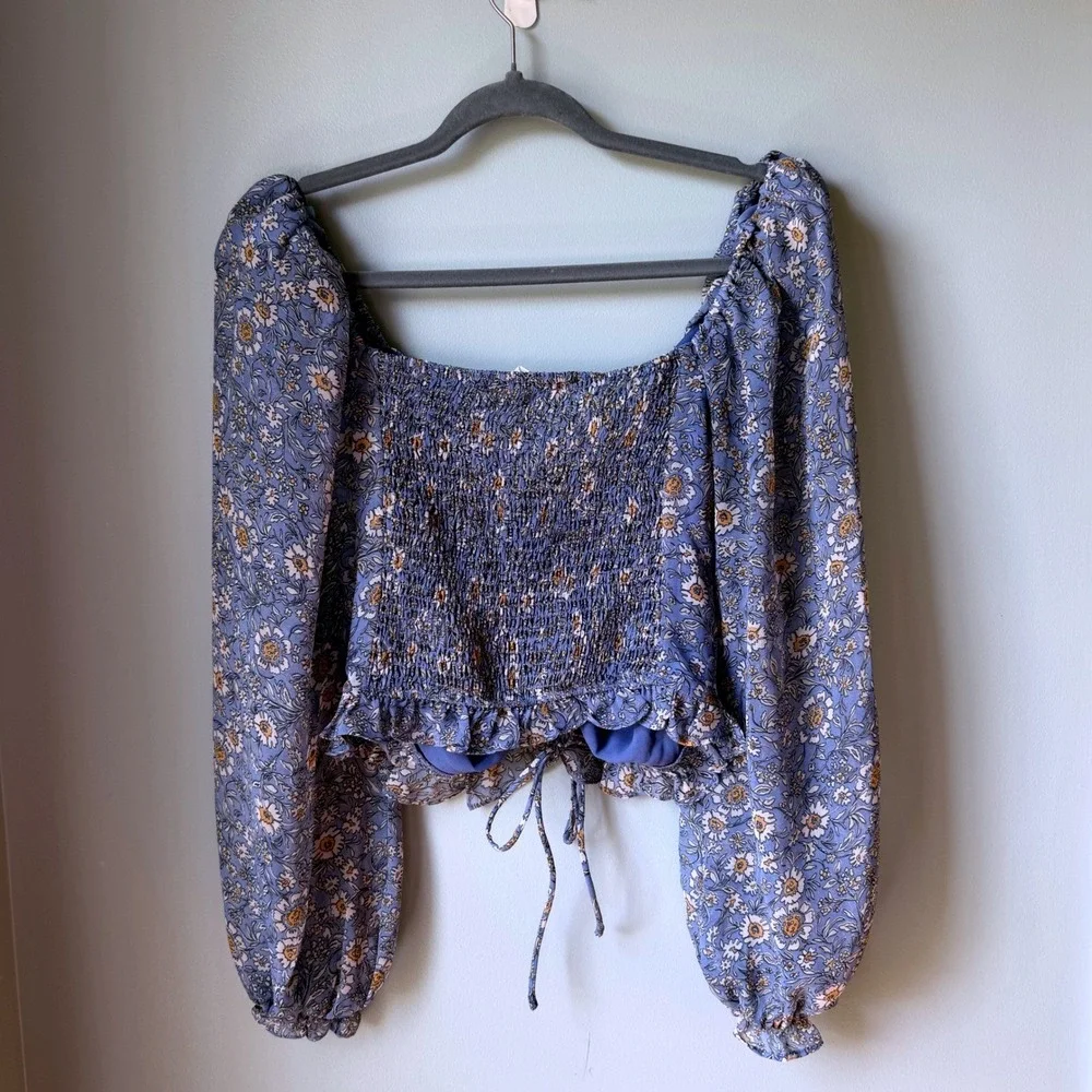 ASTR The Label Pinto Top Blue Floral Ruched Milkmaid Puff Sleeve Cropped Small